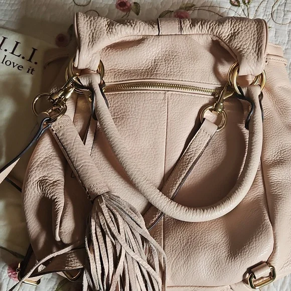 G.I.L.I Blush Pink Leather Convertible Backpack And Dustbag display picture 2